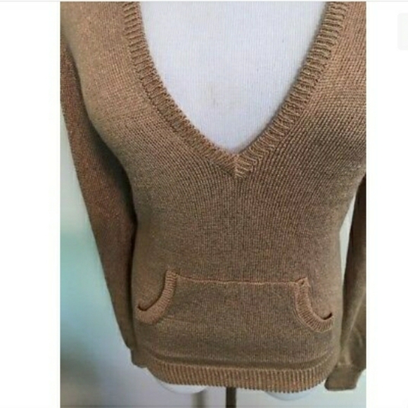 Trina Turk deep V hooded sweater M - Picture 4 of 13